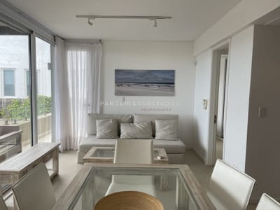 Departamento en venta en Bahía de Montoya, Oportunidad en Punta del Este
