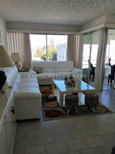 Departamento en venta en Simon Bolivar, Oportunidad en Punta del Este