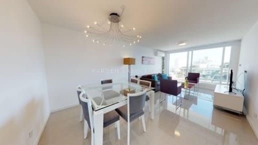 Departamento en venta en Torre One, Oportunidad en Punta del Este