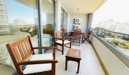 Departamento en venta en Torre Esmeralda, Oportunidad en Punta del Este