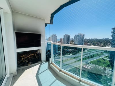 Departamento en venta en Casino Tower, Oportunidad en Punta del Este