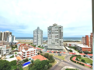 Departamento en venta en Onix, Oportunidad en Punta del Este