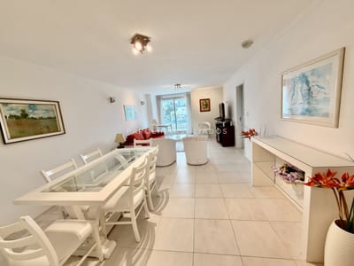 Departamento en venta en Forest Tower, Oportunidad en Punta del Este