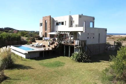 Casa en venta de 2 dormitorios en José Ignacio, Punta del Este.