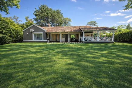 Casa de 3 dormitorios en La Alborada, Punta del Este