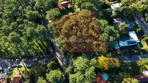 Casa en Ventra de 3 Dormitorios en Cantegril, Punta del Este