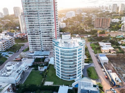 Apartamento en venta de 3 dormitorios en Playa Brava