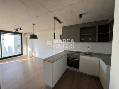Alquiler Apartamento 2 Dormitorios piso alto Barrio Sur Montevideo