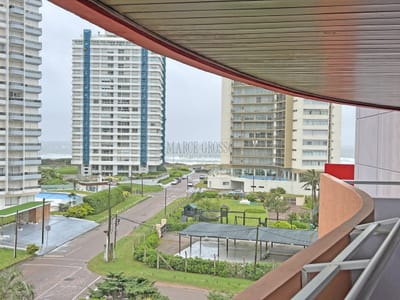 Apartamento en venta 2 Dormitorios Playa brava  Punta del Este