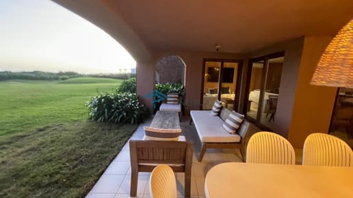APARTAMENTO EN VENTA EN MANANTIALES, PRIMERA LINEA 3 DORMITORIOS