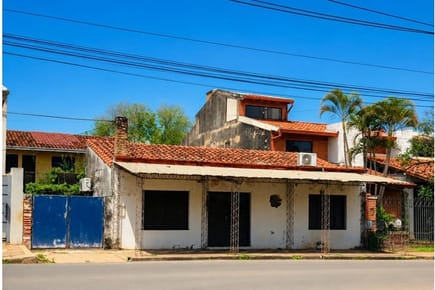Vendo casa en San Lorenzo - Zona Salemma