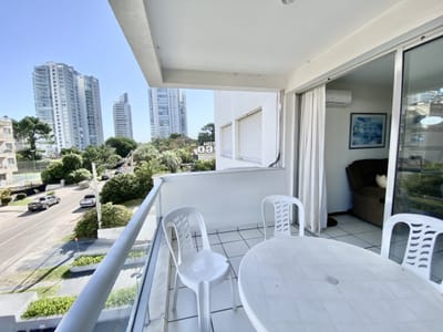 APARTAMENTO EN ALQUILER TEMPORAL DE 2 DORMITORIOS - PLAYA MANSA