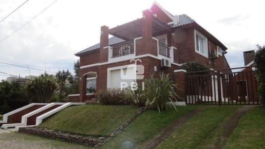 Casa de 3 dormitorios en Tio Tom, Punta Ballena - Ref : PBI638