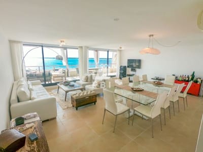 Apartamento de 3 dormitorios en Lomo De La Ballena , Punta Ballena -  Quartier Punta Ballena - Ref : PBI105