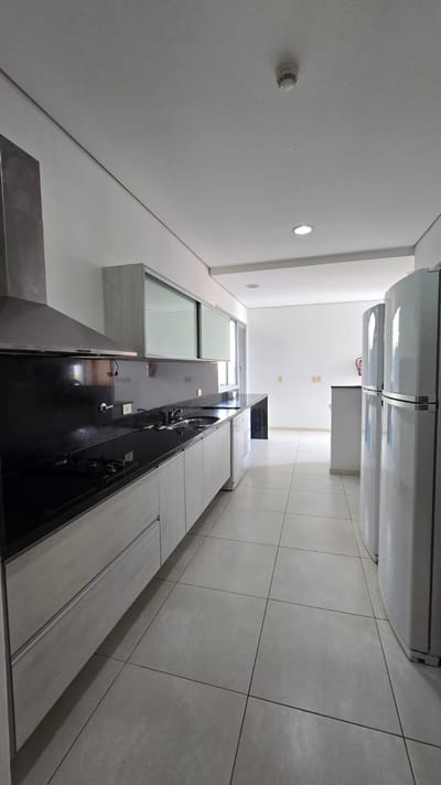 Exclusivo departamento de lujo en venta o alquiler con 3 dormitorios en suite en el prestigioso Edificio Magnificat.