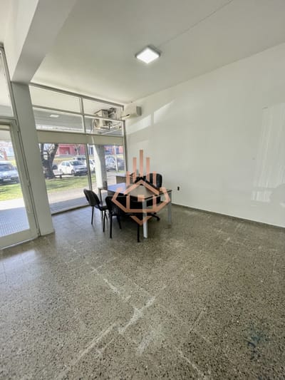 OPORTUNIDAD LOCAL COMERCIAL EN EXCELENTE ESTADO
