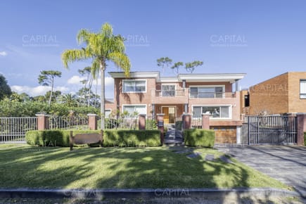 Casa en venta en Playa Mansa de Punta del Este