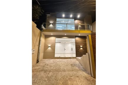 ?SE ALQUILA LOCAL COMERCIAL EN PLANTA BAJA, A MEDIA CUADRA DE MOLAS LÓPEZ EN BARRIO SANTISIMA TRINIDAD‼