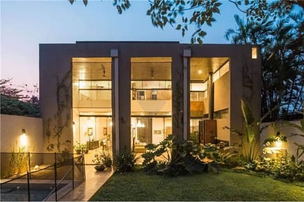 RESIDENCIA EN RECOLETA DE ESTILO MINIMALISTA, CON DETALLES ARQUITECTÓNICOS Y FINAS TERMINACIONES