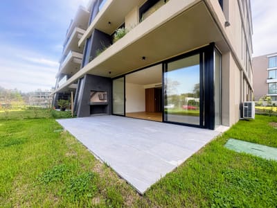 Duplex con jardin! 2 garages