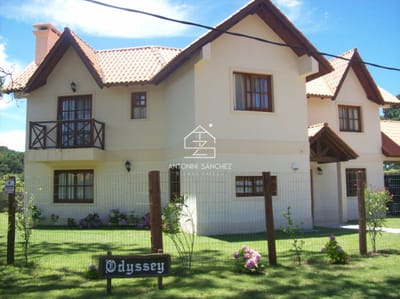 Casa en Venta, Rincón del Indio, Punta del Este, 4 Dormitorios.