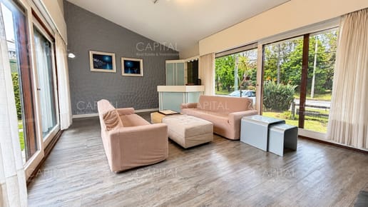 Casa en venta en Playa Mansa Punta del Este