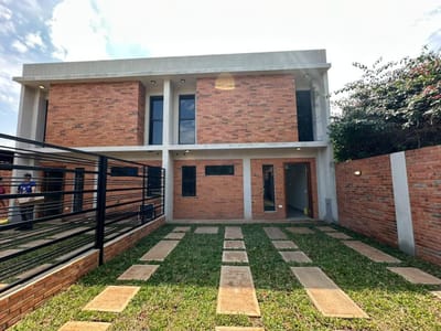 DÚPLEX EN LUQUE - LOMA MERLO EN VENTA