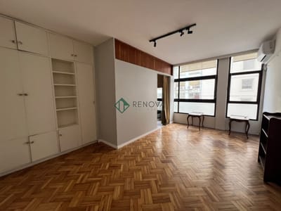 Alquiler Apartamento 1 Dormitorios Semi-amueblado Centro Montevideo R