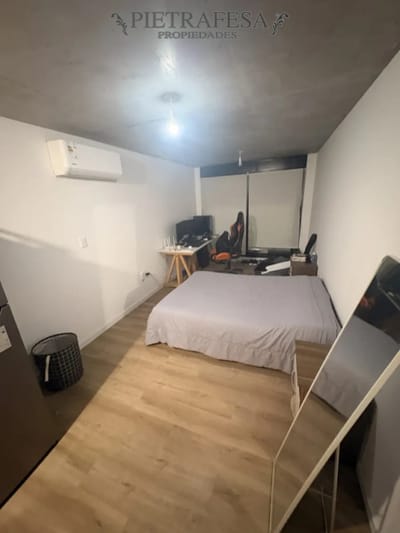 Apartamento en alquiler, monoambiente, 1 baño. Pocitos.