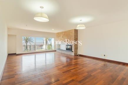 Frente a la Rambla!! Divino Apartamento en Venta en Carrasco Sur