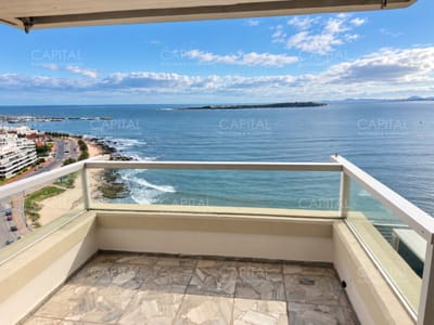 apartamento en Malecón primera linea playa mansa en venta