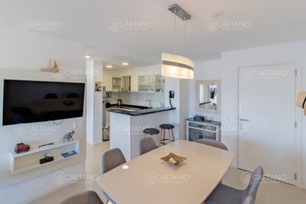 Hermoso Apartamento en torre Arenas del Mar 2