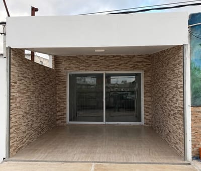 LOCAL COMERCIAL EN ALQUILER Centro de Maldonado