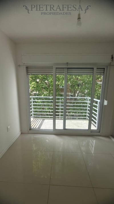 Apartamento en alquiler, 3 dormitorios, 1 baño, Garage . La blanqueada