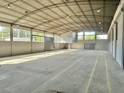 En Alquiler Depósito de 1.500 m2 en Asunción A482
