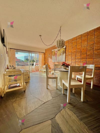 VENTA DE APARTAMENTO DE 2 DORMITORIOS EN AIDY GRILL PUNTA DEL ESTE
