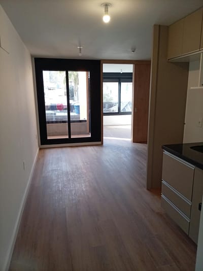 Apartamento a Estrenar de 1 Dormitorio con Garaje Fijo a Pasos de Tres Cruces Shopping
