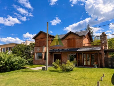 Vende hermosa casa en san rafael , cerca del mar, Punta del Este - Ref : EQP8002