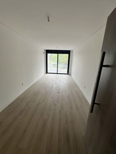 VENTA APARTAMENTO 2 DORMITORIOS A ESTRENAR EN ZONA COLEGIOS