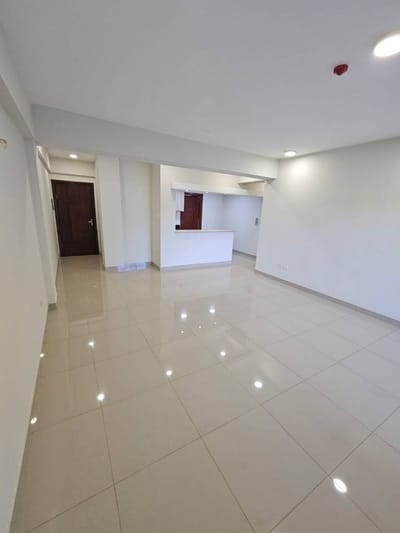 Amplio departamento de 167 m2 Propios - En San Vicente