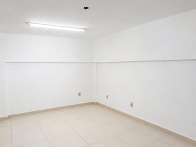 En Alquiler Showroom/Salón Comercial sobre Avenida en Asunción A567