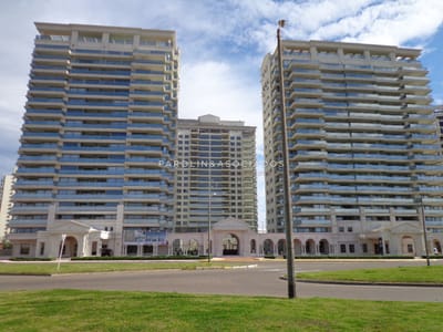 Departamento en venta en Imperiale II, Oportunidad en Punta del Este