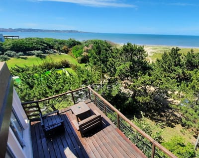 Alquiler anual y temporal en hermosa casa con vista al mar y muy bien calefaccionada