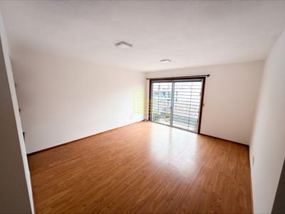 Venta Apartamento 2 dormitorios Pocitos Piso alto y garage!