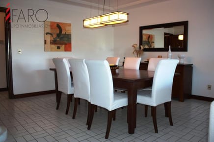 Apartamento en la Brava 3 dormitorios con terraza y parrillero