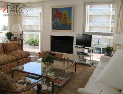 Apartamento en Península 3 dormitorios con cochera