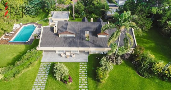 Casa en Mansa 6 dormitorios con piscina, barbacoa y excelente jardín