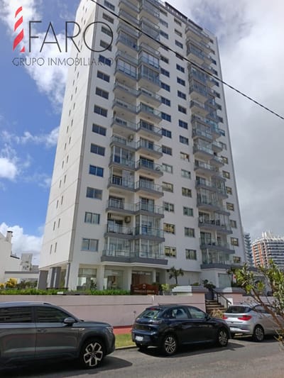 Apartamento en Chiverta 2 dormitorios con balcón y garage