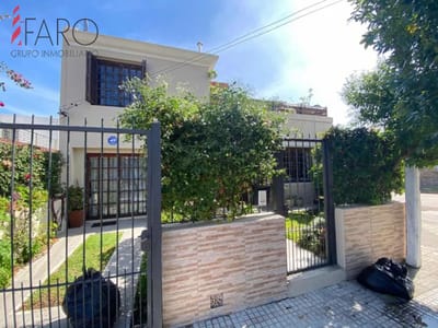 Casa reciclada a nuevo en zona Parque Batlle