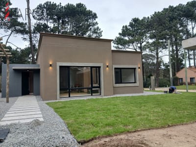 BOSQUES DEL MAR  TERMINADA . PARA ESTRENAR